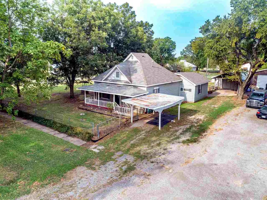 408 3rd Street, Morrison, OK 73061 - #2