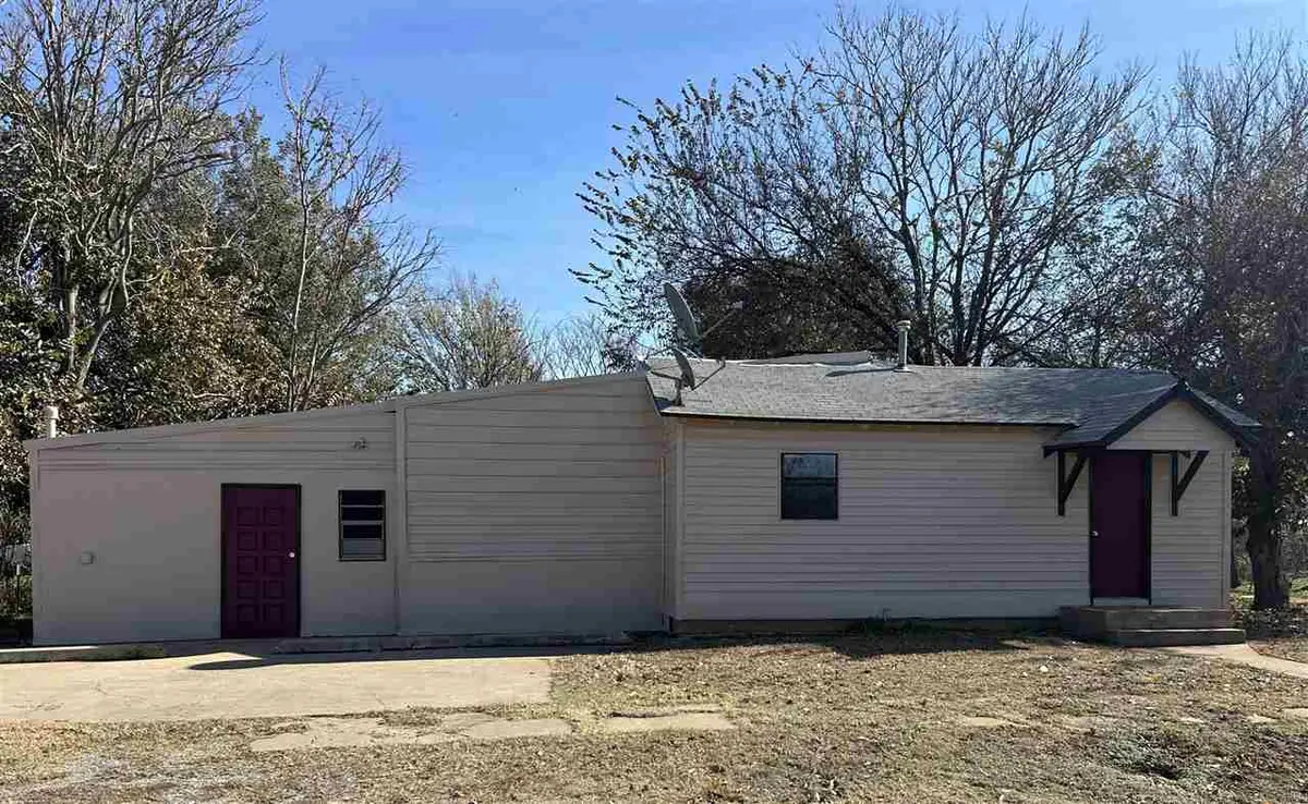 419 Birch, Perry, OK 73077 - #1