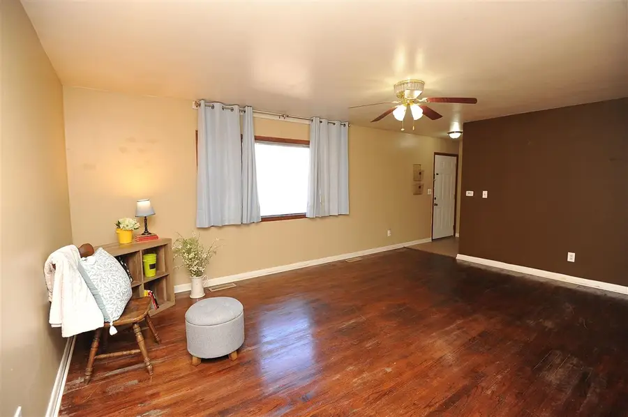 1305 E Cedar Dr, Stillwater, OK 74075-7902 - #2
