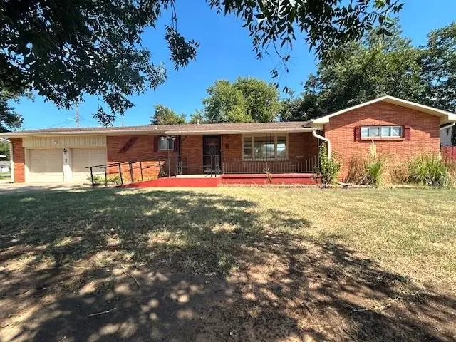 804 N 7th, Perry, OK 73077 - #1