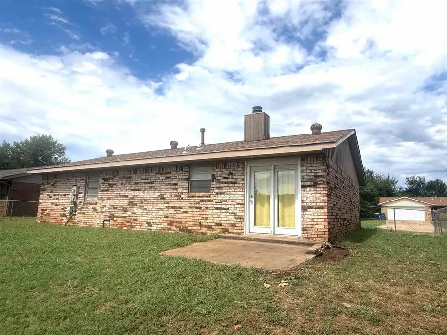 1015 E Franklin, Stillwater, OK 74074 - #2