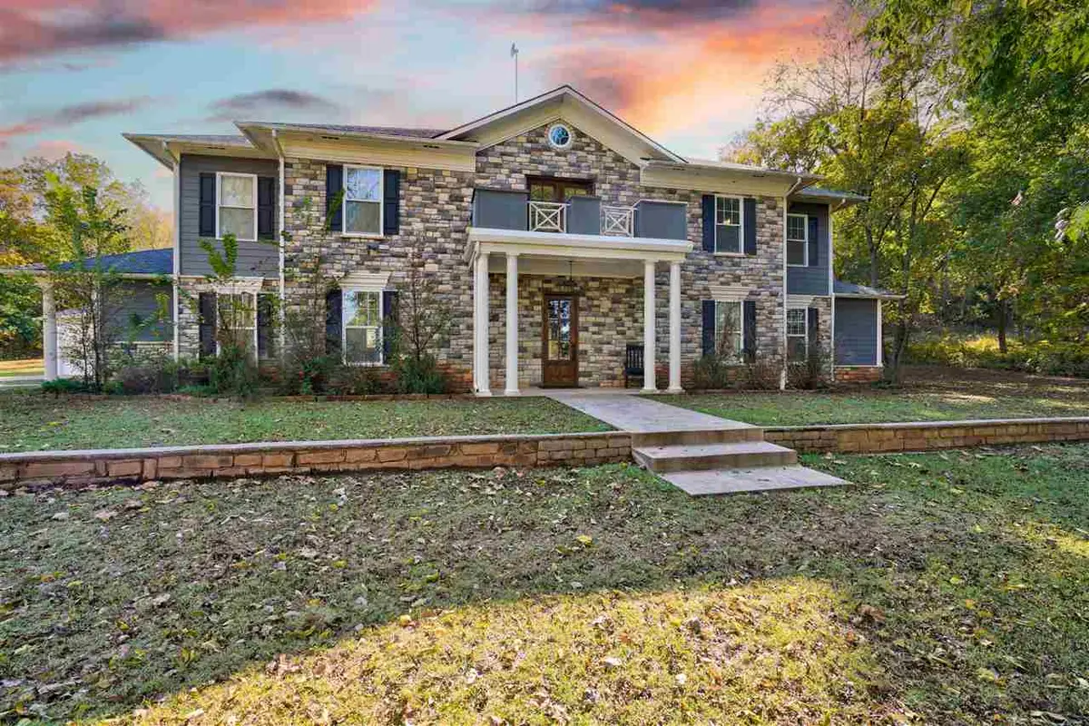 21807 W Hwy 18 Highway, Yale, OK 74085 - #1