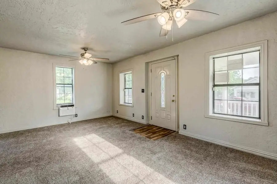 1012 W Moses, Cushing, OK 74023 - #3