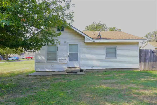1700 N 1st Street, Ponca City, OK 74601-2639