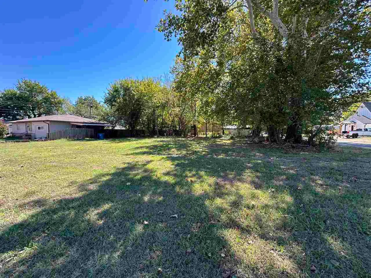 220 W Stumbo, Perkins, OK 74059-0275 - #1