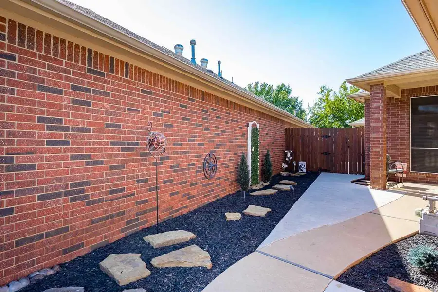 28 Windsor Circle, Stillwater, OK 74074 - #3