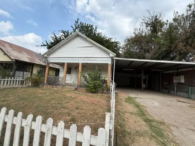 714 E Oak Street, Cushing, OK 74023 - #2