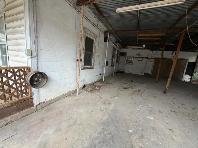 714 E Oak Street, Cushing, OK 74023 - #3