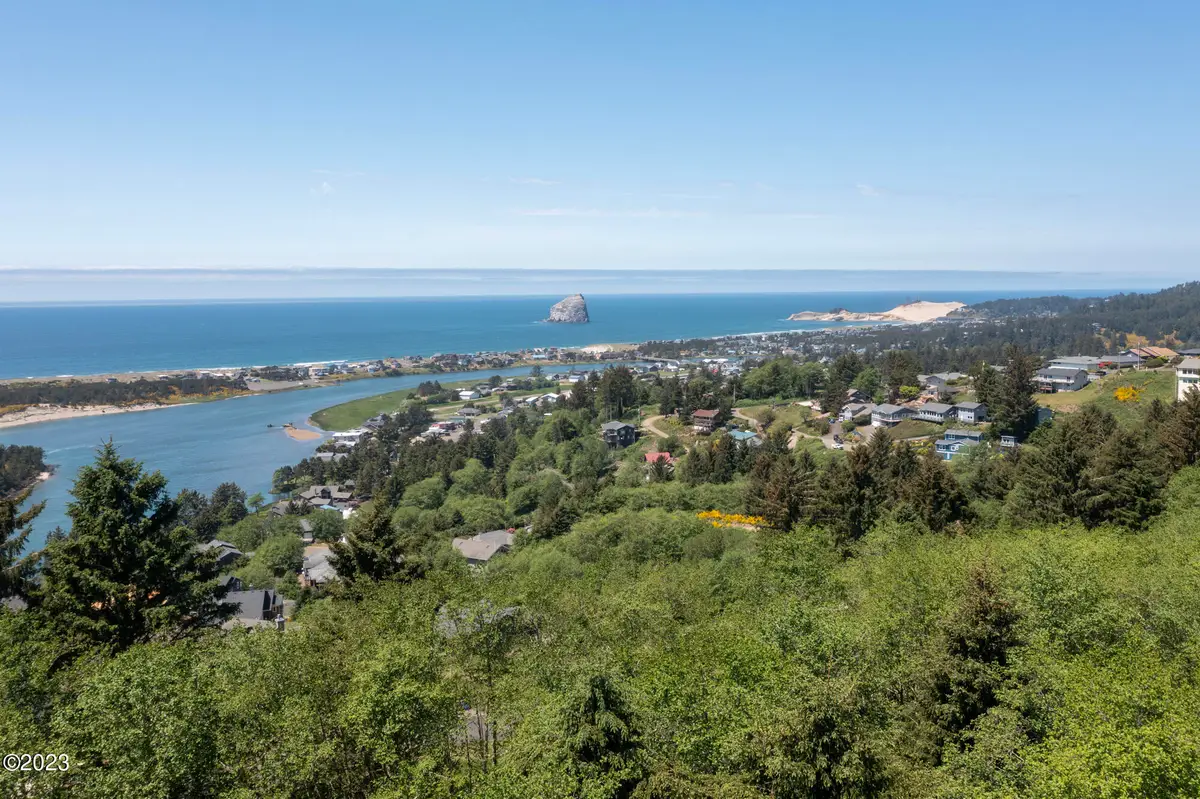200 Acres Resort Dr, Pacific City, OR 97135 - #1