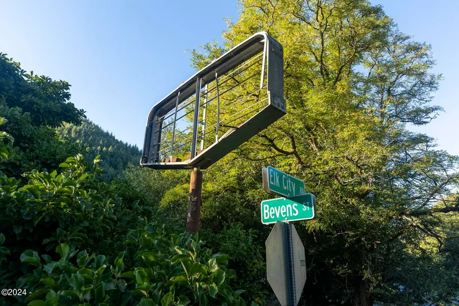 11 Carter, Elk City, OR 97391 - #2