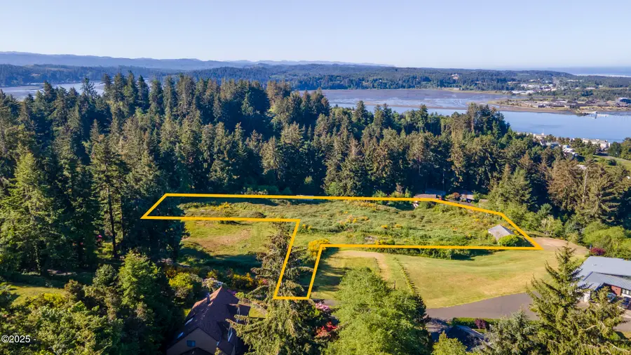 142 SE Norman, Newport, OR 97365 - #3