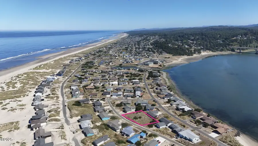 113 NW Sunset, Waldport, OR 97394 - #3