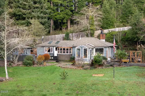 381 S Anderson Creek, Lincoln City, OR 97367