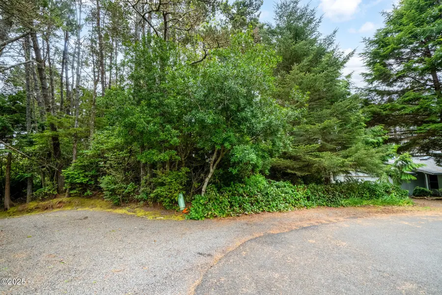 TL 421 La Plaza, Lincoln City, OR 97367 - #3