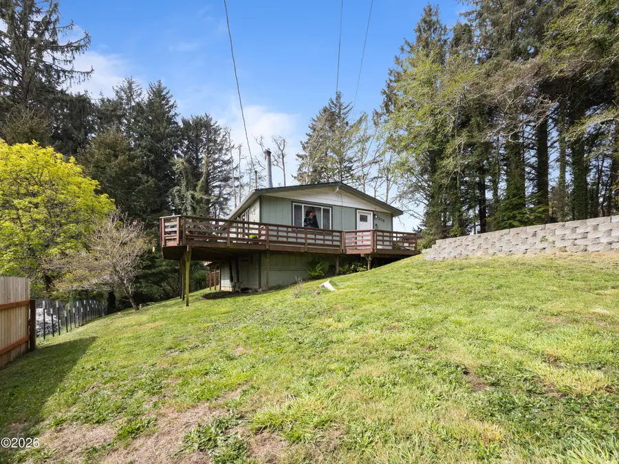 2506 NE 36th, Lincoln City, OR 97367 - #2