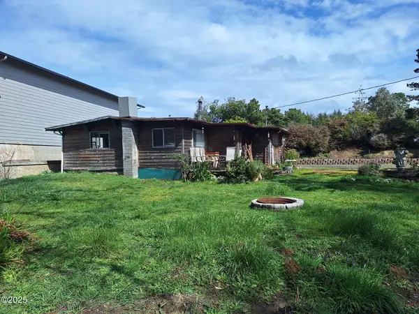 45 SE 63rd, South Beach, OR 97366