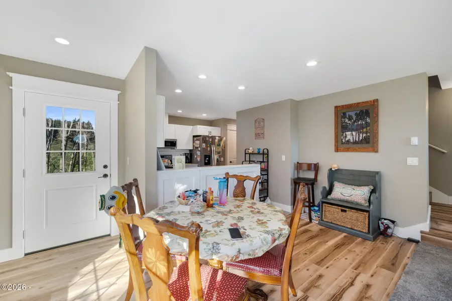 4004 12th, Tillamook, OR 97141 - #3