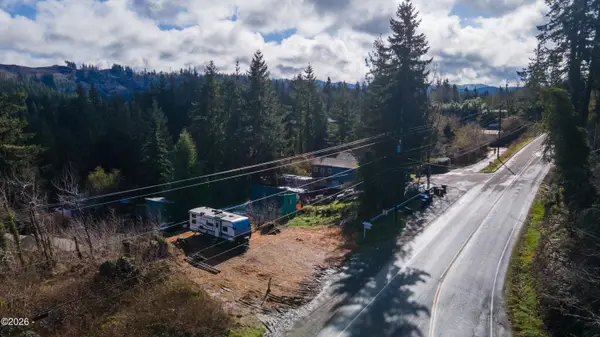 930 NE Hwy 20, Toledo, OR 97391