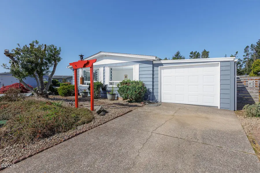 129 NE 33rd, Newport, OR 97365 - #2