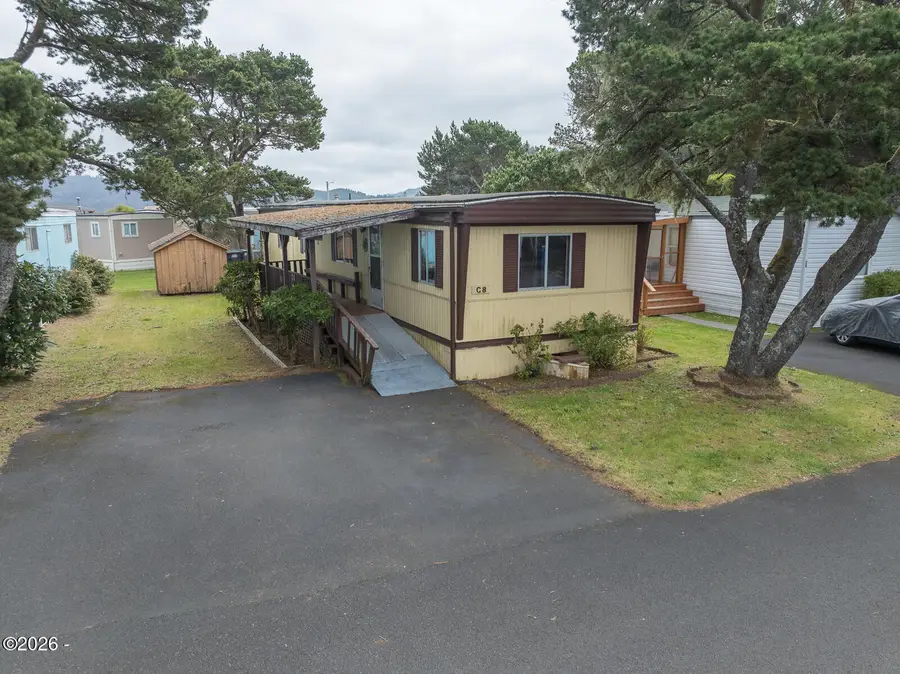 955 NE Mill, Waldport, OR 97394 - #2
