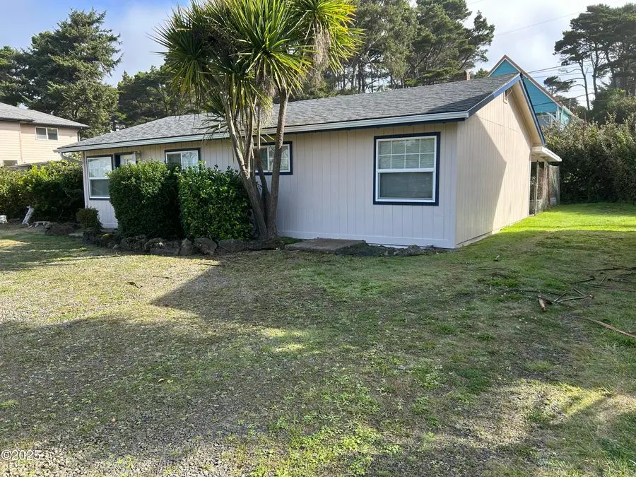 5323 SW Pacific Coast, Waldport, OR 97394 - #2