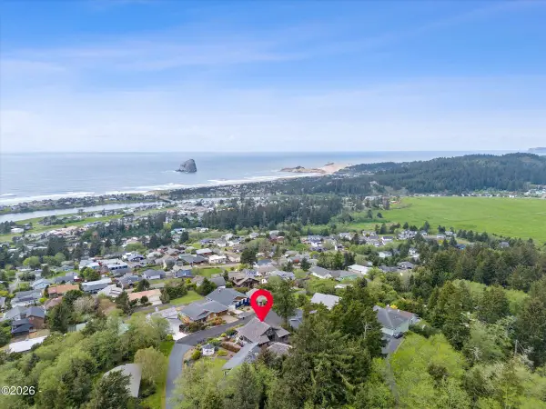 7550 Simmons, Pacific City, OR 97135
