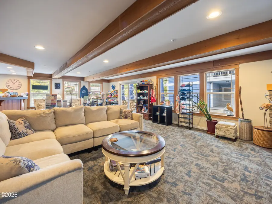 890 SE Bay Blvd Unit #206, Newport, OR 97365 - #2