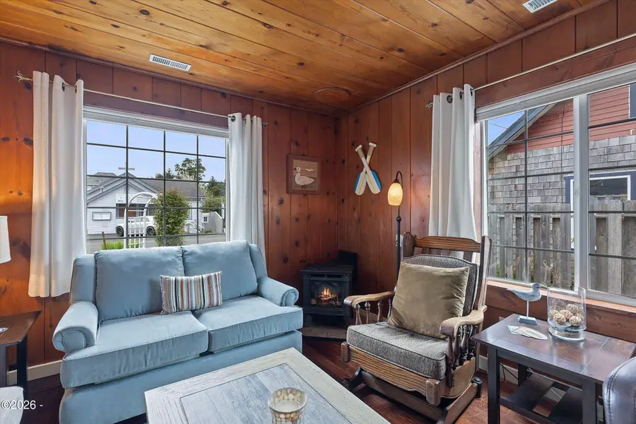 6524 SW Galley, Lincoln City, OR 97367 - #3