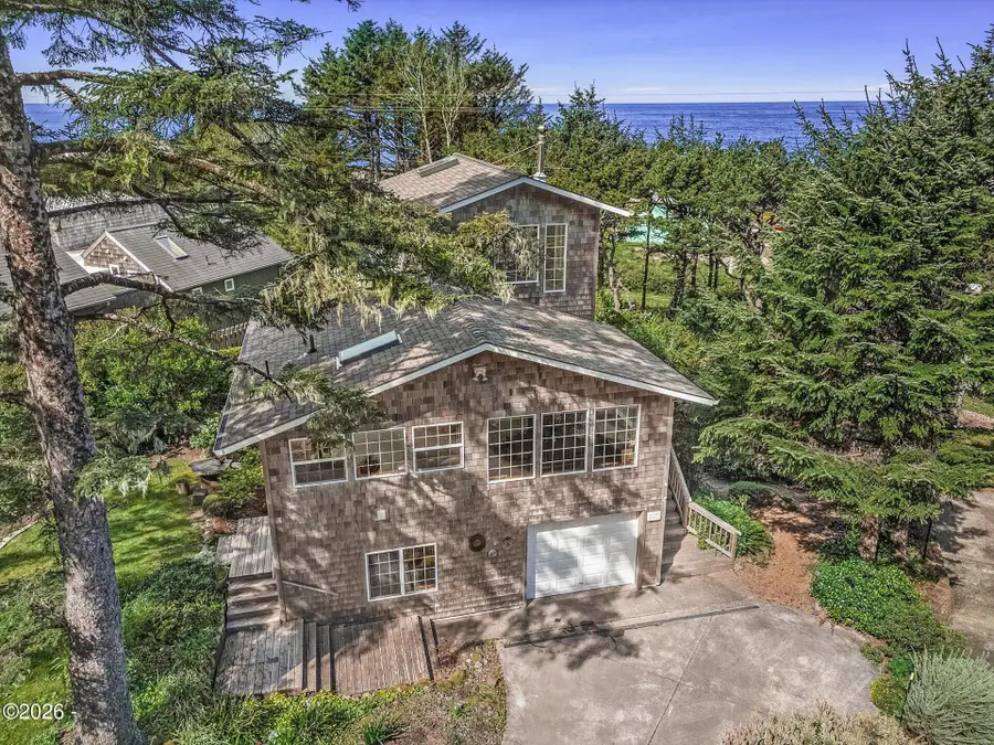 647 Pacific View, Yachats, OR 97498 - #3