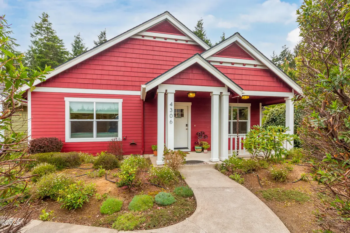4306 SE Ellis St, South Beach, OR 97366 - #1