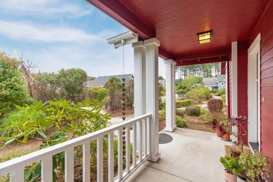 4306 SE Ellis St, South Beach, OR 97366 - #2