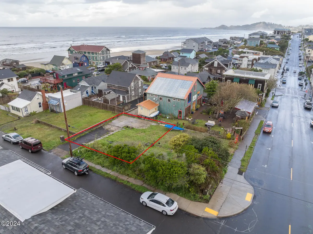 T/L 11 NW 2nd, Newport, OR 97365 - #1