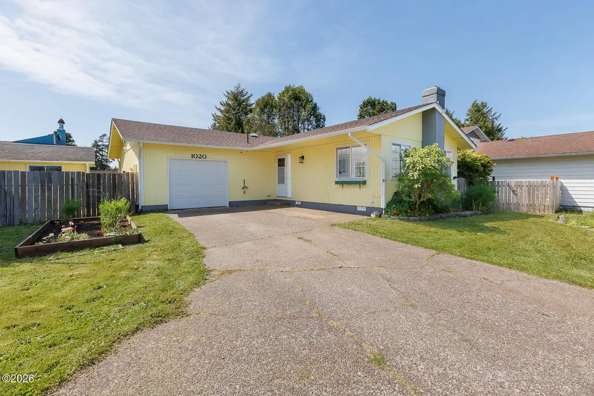 1020 SE Ball, Waldport, OR 97394 - #1