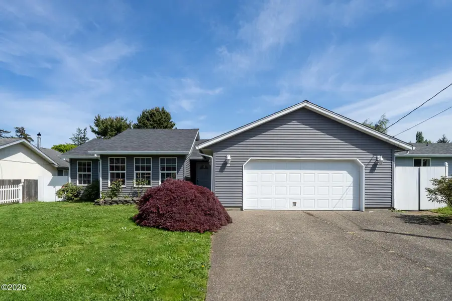 3502 Hawthorne, Tillamook, OR 97141 - #2