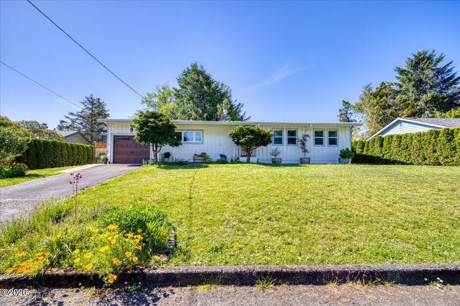270 NE Chambers, Newport, OR 97365 - #2