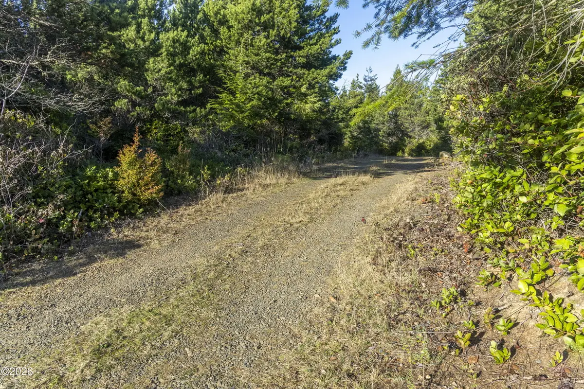 TL 200 NW Cross, Seal Rock, OR 97376 - #1