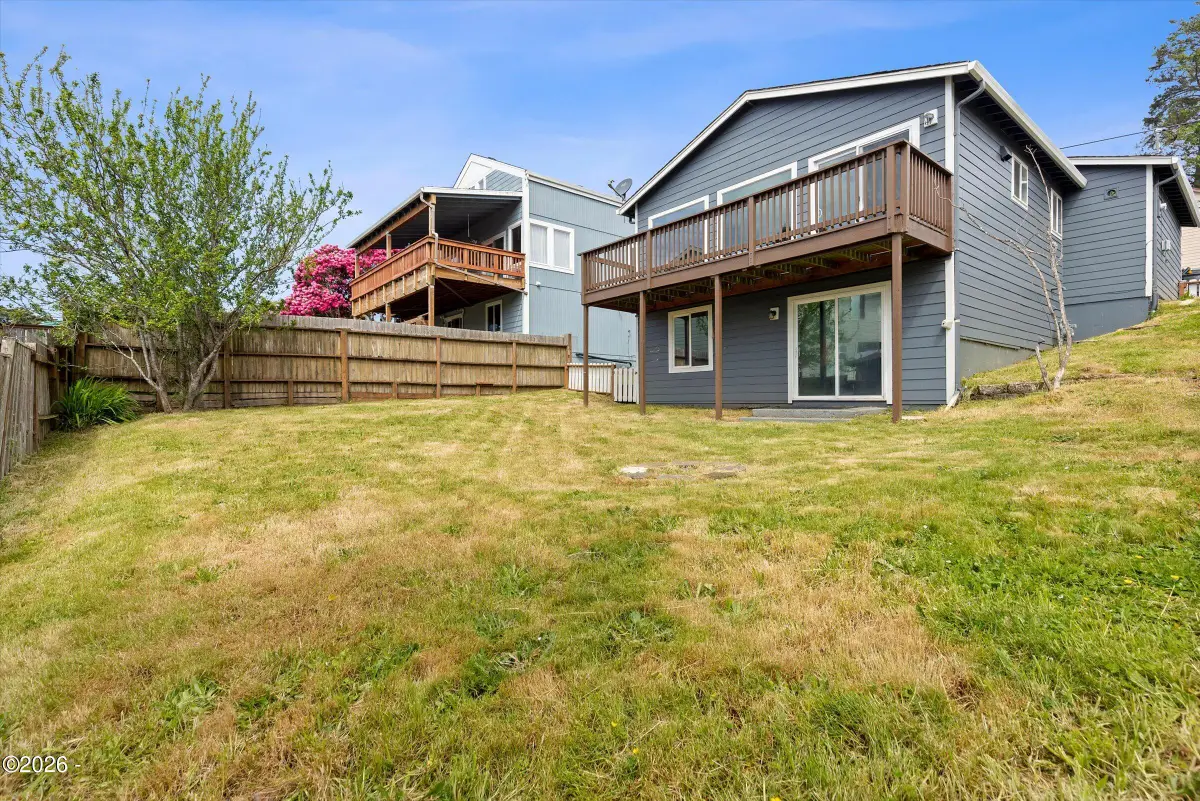1754 NE 13th, Lincoln City, OR 97367 - #1