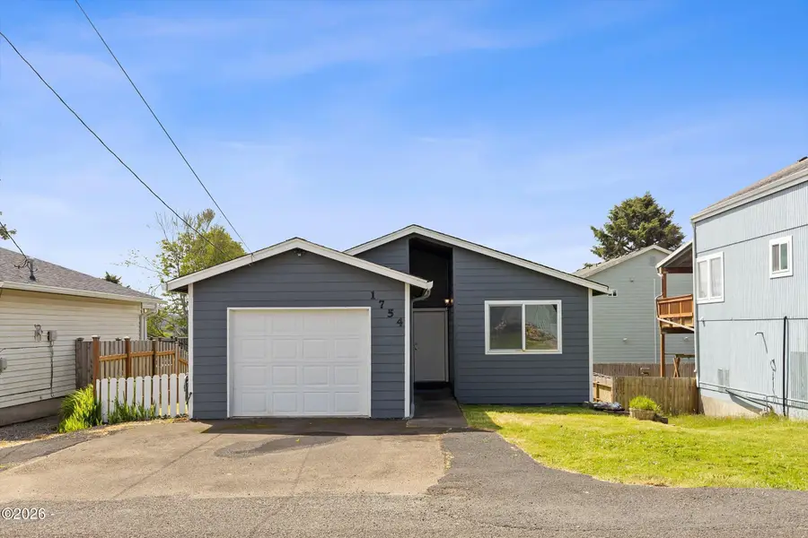 1754 NE 13th, Lincoln City, OR 97367 - #2