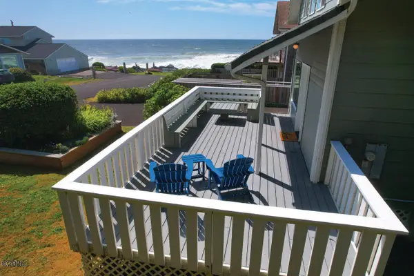 71 Surfside, Yachats, OR 97498