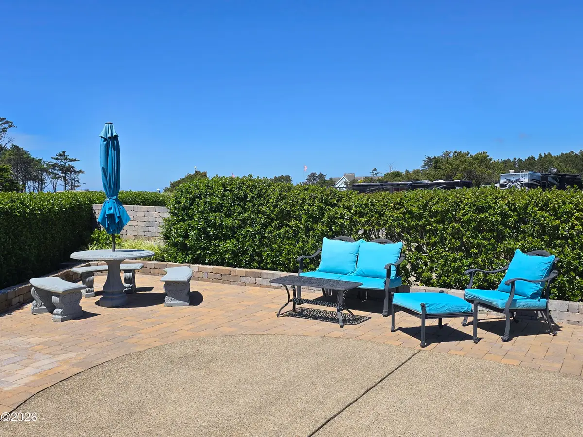 6225 N Coast Hwy, Newport, OR 97365 - #1