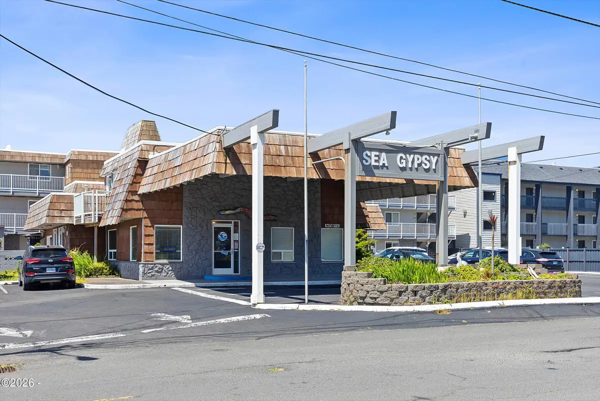 145 NW Inlet Ave, Lincoln City, OR 97367 - #1