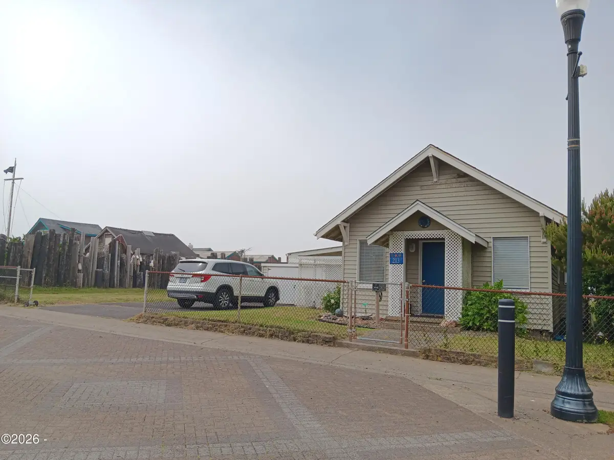 213 NW Cliff, Newport, OR 97365 - #1