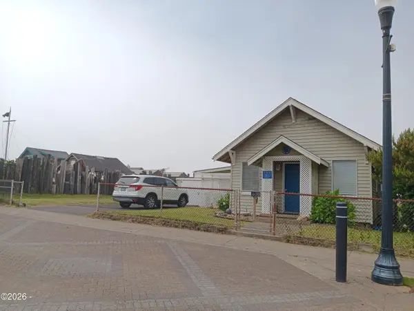 213 NW Cliff, Newport, OR 97365