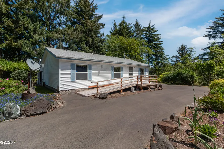 1621 NE Yaquina Heights, Newport, OR 97365 - #3