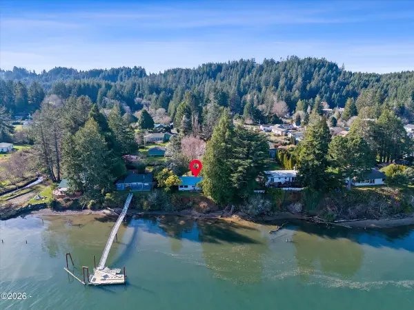 2032 SE Garden, Waldport, OR 97394