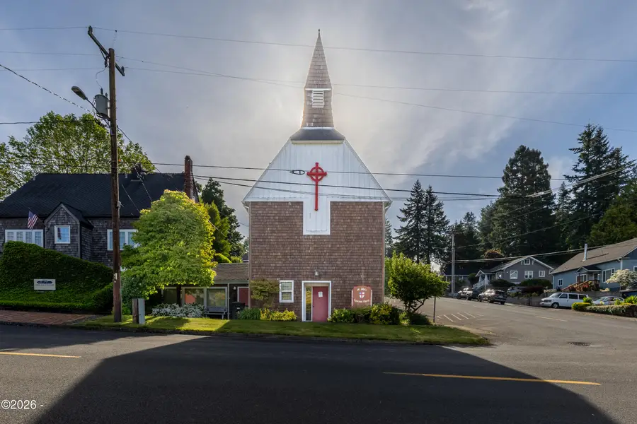 220 E Graham, Toledo, OR 97391 - #3