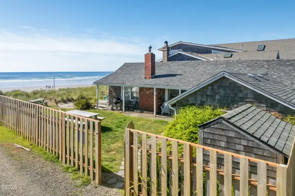 701 N Pacific, Rockaway Beach, OR 97136