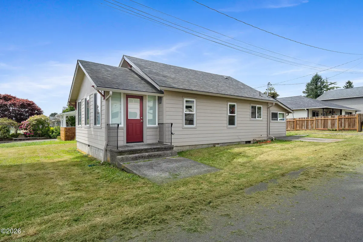 207 2nd, Garibaldi, OR 97118 - #1