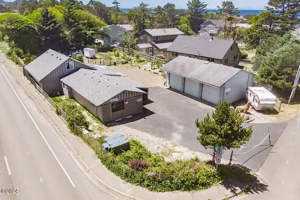 20 Willow, Depoe Bay, OR 97341