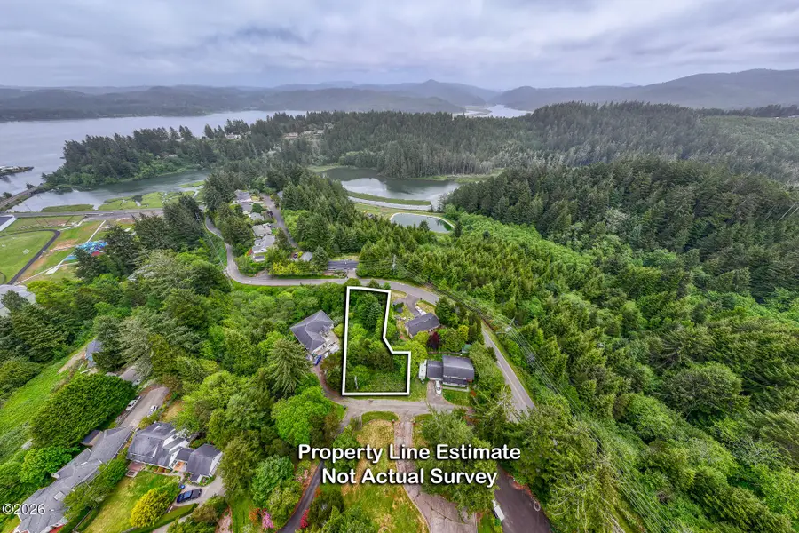 135 SE Hospital Hill, Waldport, OR 97394 - #3